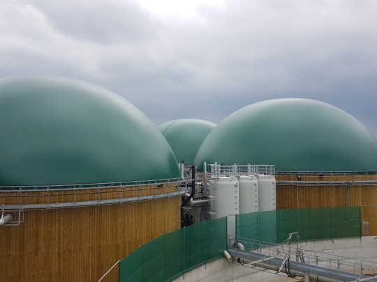Plynojemy – fólie a komponenty pro bioplynové stanice od Baur Folien